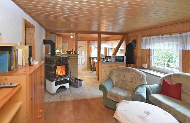 Bungalow confortable avec terrasse à Neustadt