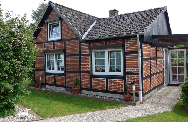 maison de vacances avec une terrasse couverte