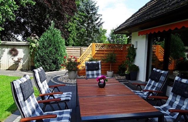 Maison de vacances avec grand jardin et terrasse pouvant accueillir jusqu'à 5 personnes