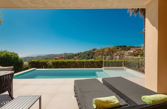 Maison avec jardin privé, piscine privée chauffable et vue sur la mer
