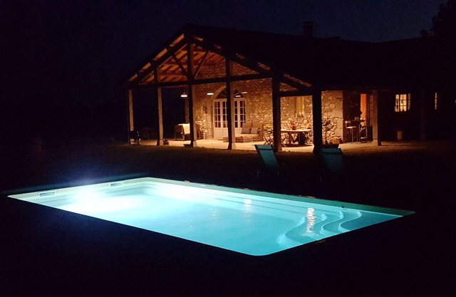 Maison de vacances avec piscine, se situant en bordure des Landes. Calme assuré.
