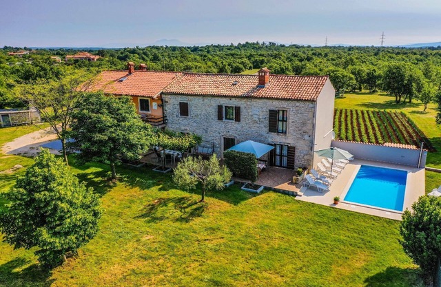 Maison de vacances Barban pour 1 - 10 personnes avec 3 chambres à coucher - Maison mitoyenne