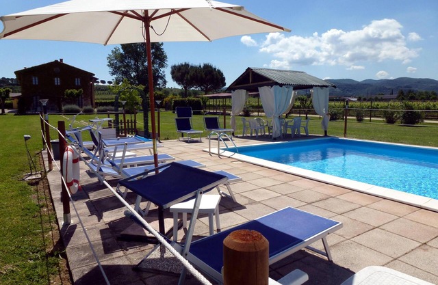 Maison de vacances avec piscine privée et jardin ensemble près d'Assise. WI-FI