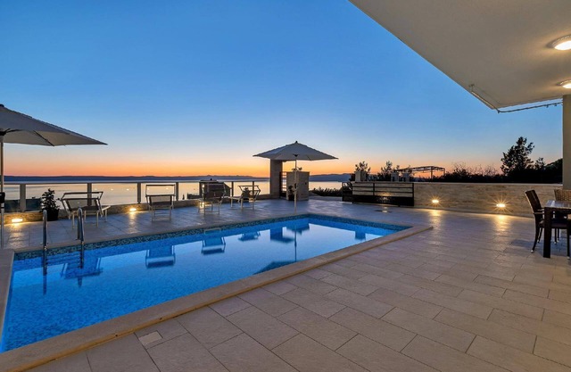 Maison de vacances Makarska pour 1 - 9 personnes avec 4 chambres à coucher - Maison de vacances