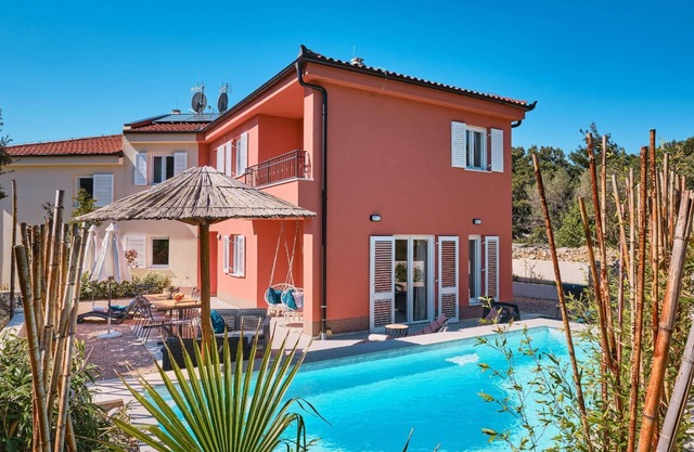 Maison de vacances Miholascica pour 1 - 6 personnes avec 2 chambres à coucher - Maison jumelée