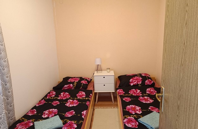 Maison de vacances avec parking Širitovci, Krka (K-23081)