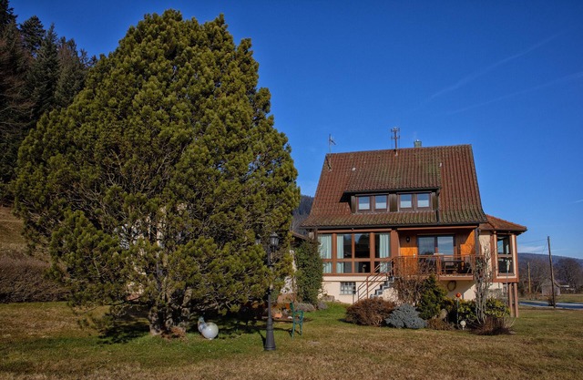 Maison de vacances avec vue panoramique dans la vallée d'Enz dans le nord de la Forêt-Noire