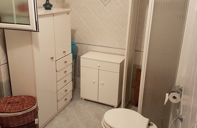 MAISON DE VACANCES AVEC GRAND JARDIN ZONE CENTRALE DU PULL (LE)