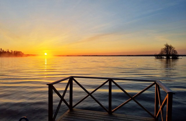 Holiday house with panoramic view of the lake Bolmen