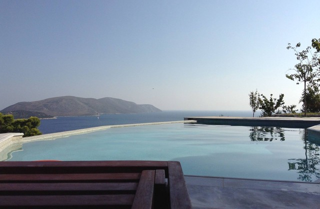 Maison de vacances avec piscine d'eau salée et plage privée dans un endroit magnifique et calme