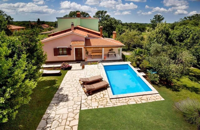 Maison de vacances Zminj pour 1 - 5 personnes avec 2 chambres à coucher - Maison de vacances