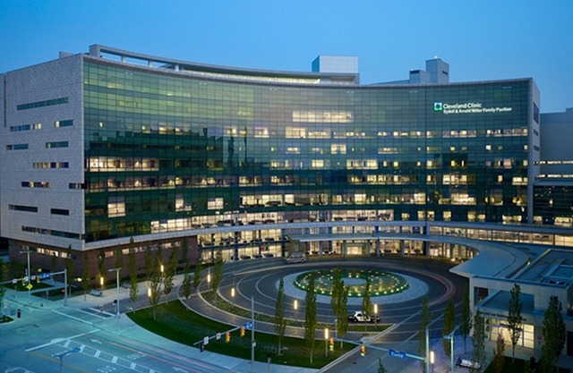 Holiday Inn Cleveland Clinic by IHG