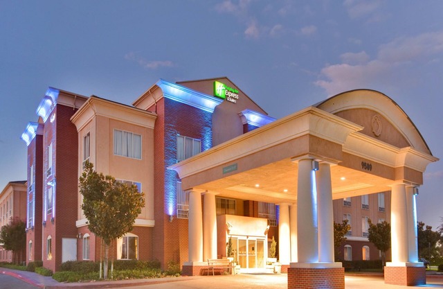 Holiday Inn Express & Suites Rancho Cucamonga by IHG