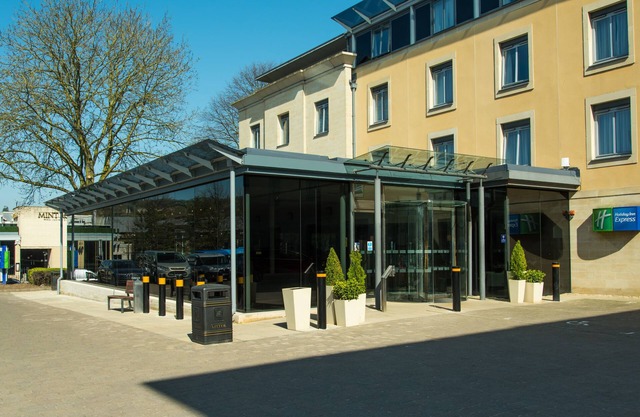 Holiday Inn Express Bath by IHG