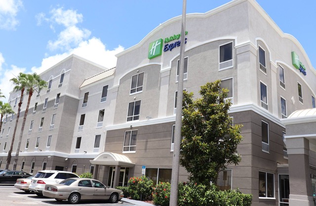 Holiday Inn Express Hotel & Suites Clearwater/Us 19 N by IHG