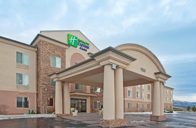 Holiday Inn Express Hotel & Suites Cedar City by IHG