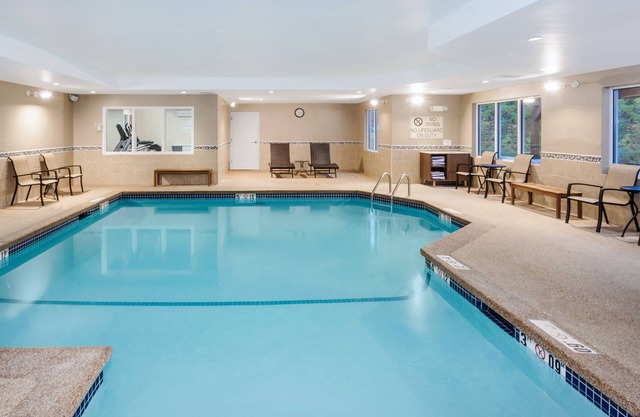 Holiday Inn Express Hotel & Suites Seabrook by IHG
