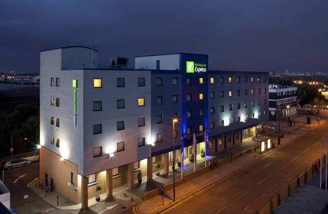 Holiday Inn Express London - Park Royal by IHG