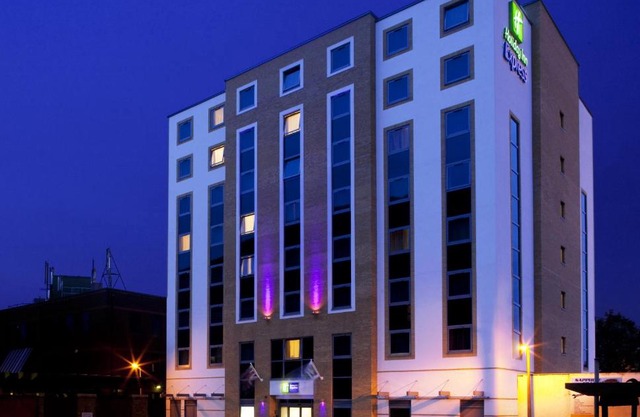 Holiday Inn Express London - Watford Junction by IHG