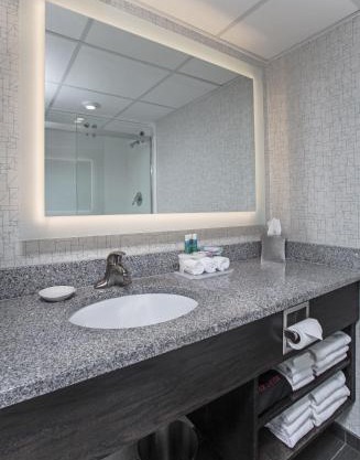 Holiday Inn Express Nags Head Oceanfront by IHG