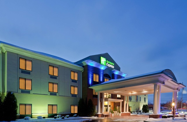 Holiday Inn Express Newton Falls by IHG
