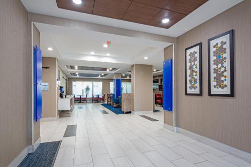 Holiday Inn Express & Suites Chattanooga - East Ridge by IHG