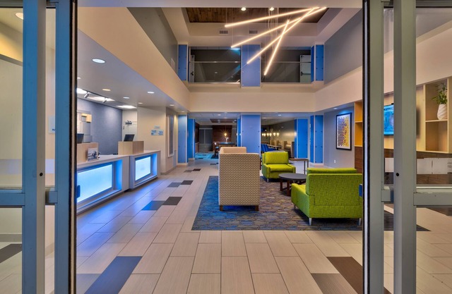 Holiday Inn Express And Suites Effingham by IHG