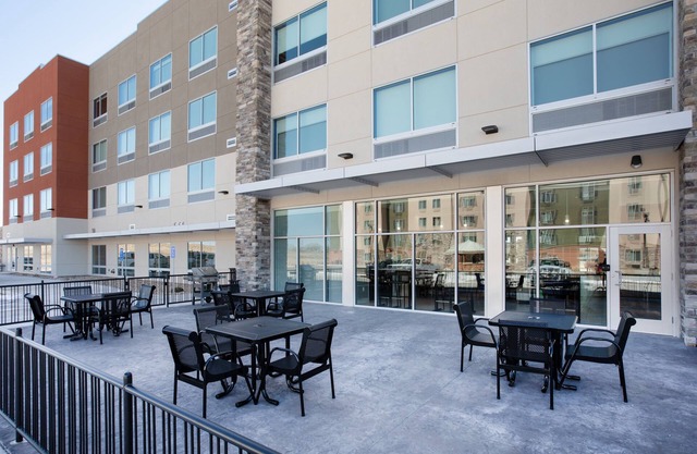 Holiday Inn Express And Suites Denver Ne - Brighton by IHG
