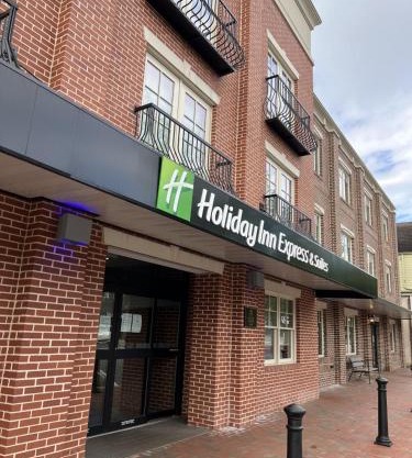 Holiday Inn Express & Suites - Dahlonega - University Area by IHG