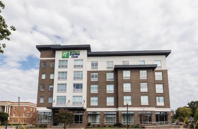 Holiday Inn Express & Suites Columbia Downtown The Vista by IHG