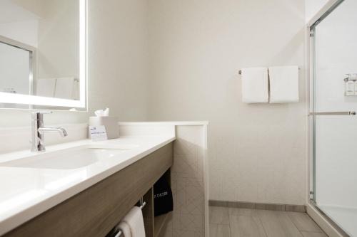 Holiday Inn Express & Suites Memphis East by IHG