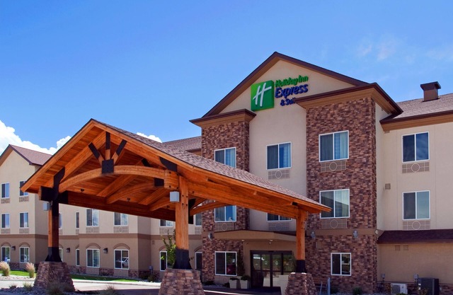 Holiday Inn Express & Suites Silt-Rifle by IHG