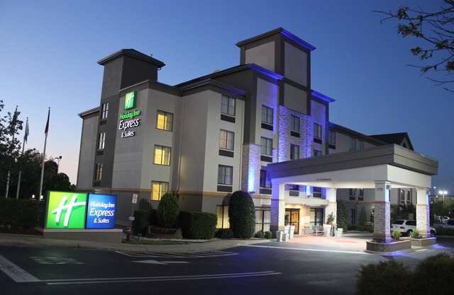Holiday Inn Express & Suites Charlotte-Concord-I-85 by IHG