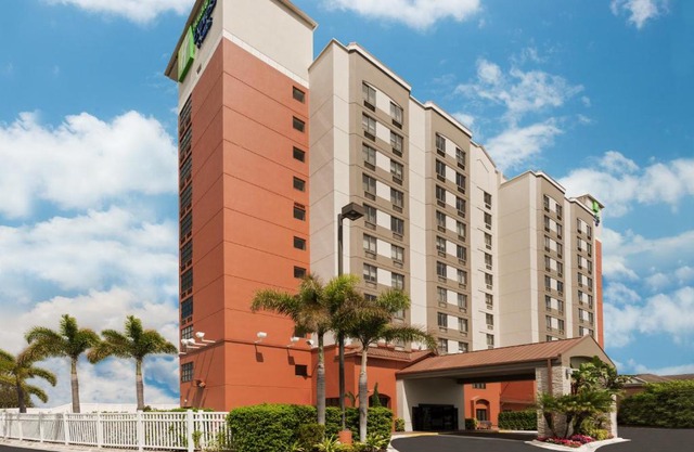 Holiday Inn Express & Suites - Nearest Universal Orlando by IHG