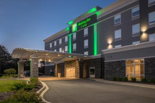 Holiday Inn & Suites Decatur-Forsyth by IHG