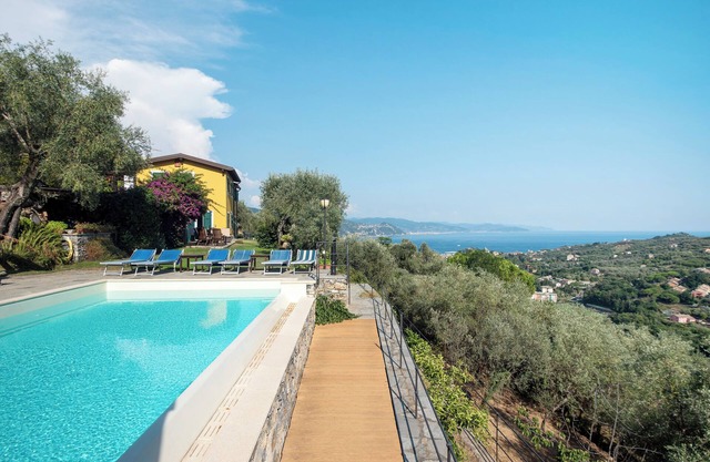Maison de vacances 'Ginelà' avec vue sur la mer, Wi-Fi et climatisation