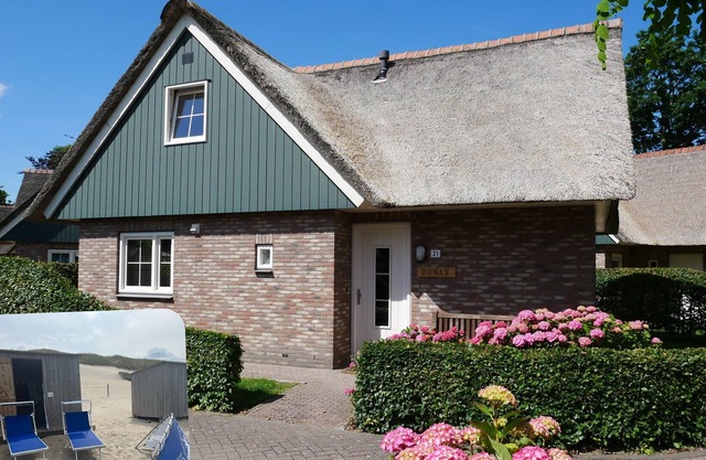Holiday villa for 6 people, within cycling distance of the beach