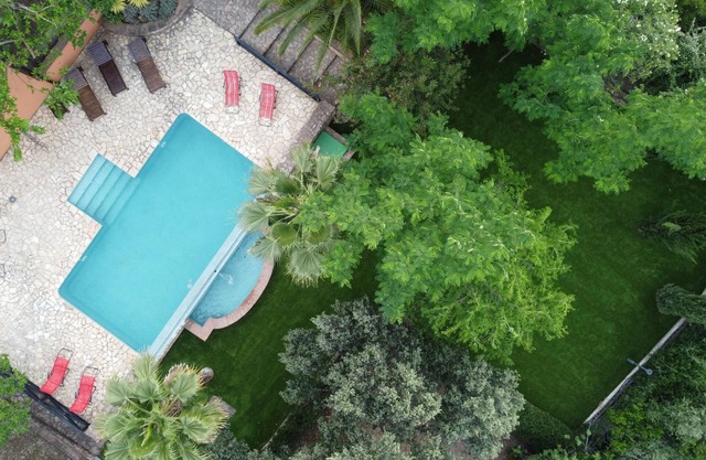 Villa de vacances 'La Jacaranda' avec piscine, terrasse et Wi-Fi