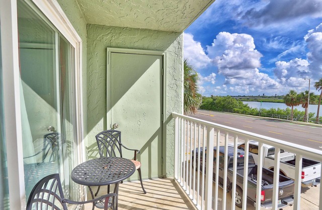 Holiday Villas III 109 "Sea You at the Beach"~On the Beach, Pool, Gorgeous!
