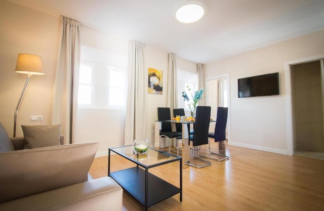 Holidays2Malaga Calle Nueva High Speed WIFI