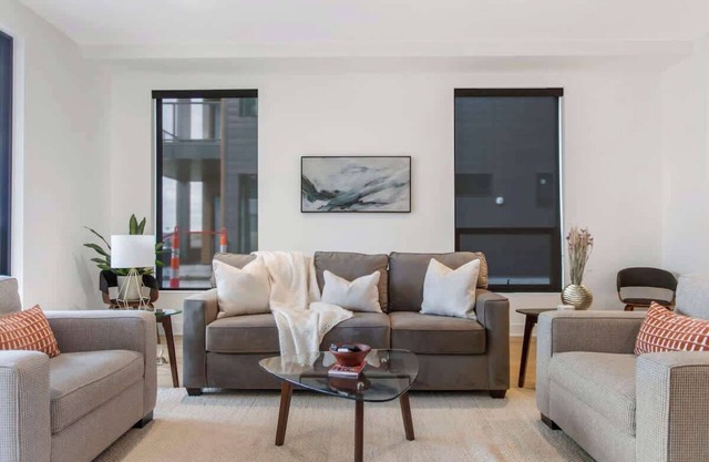 Downtown Holland Luxe 2 Bedroom Condo