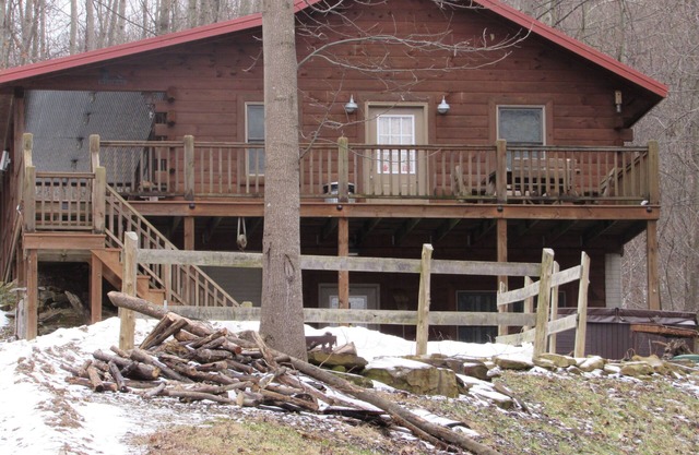 Holler Cabin 4 chambres