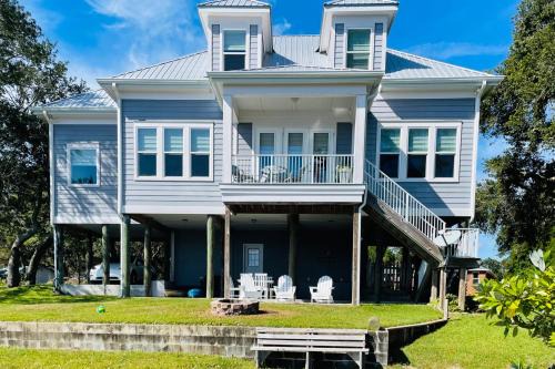 Holley Point Holiday House