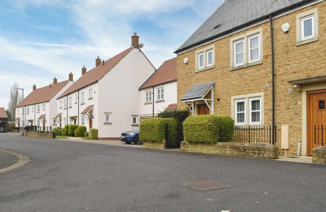 2 bedroom accommodation in Bower Hinton, near Martock