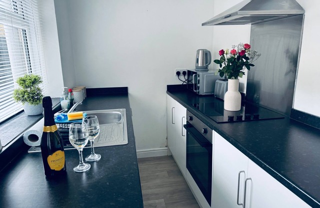 Holly House- 2 Bedroom House