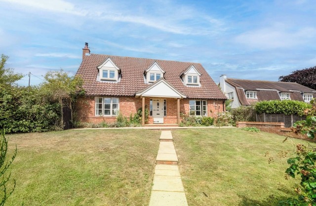 Hollybank Cottage, Ufford