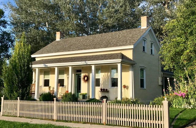 Maison de rose trémière à Spring City