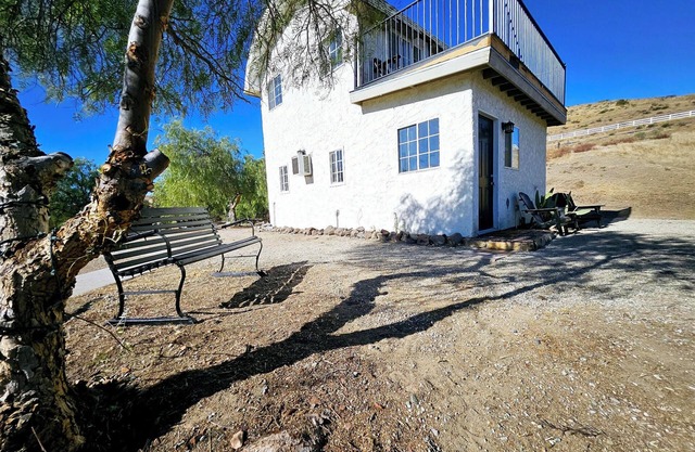 Hollywood Producer’s Secluded 5 Acre Country Estate - Guest House