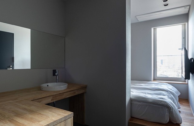 Hollywood Twin Shower Room No Meals Eco Plan / Nagaokakyo Kyōto