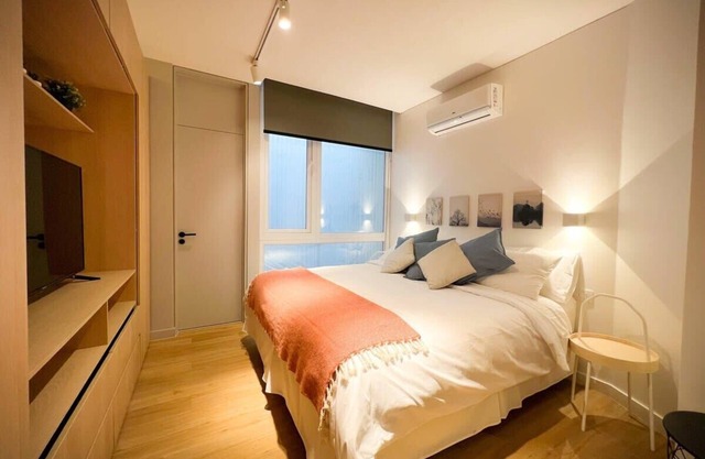 HOM I Excelente Depto Studio en Lastarria